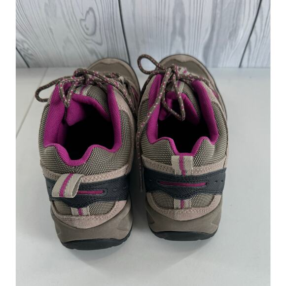 L.L. Bean 258485 Tan Waterproof Outdoor Trail Hiking Sneakers Women's Sz 8 Wide - Picture 4 of 8